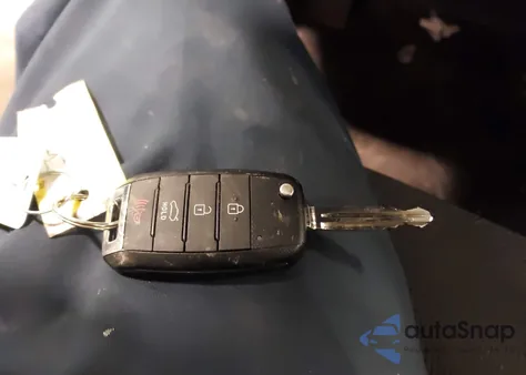 2018 Kia Forte Lx z USA, uszkodzony, nr VIN 3KPFK4A72JE271531